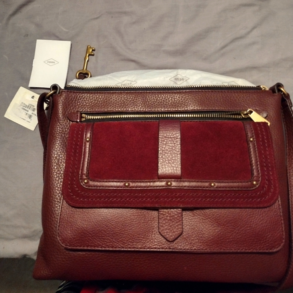 Fossil purse